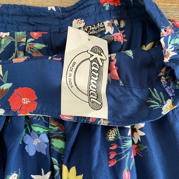 Retro 90s Y2K Inspired Women’ Floral Pleated Short S Blue Relaxed Side Pockets - Picture 10 of 12